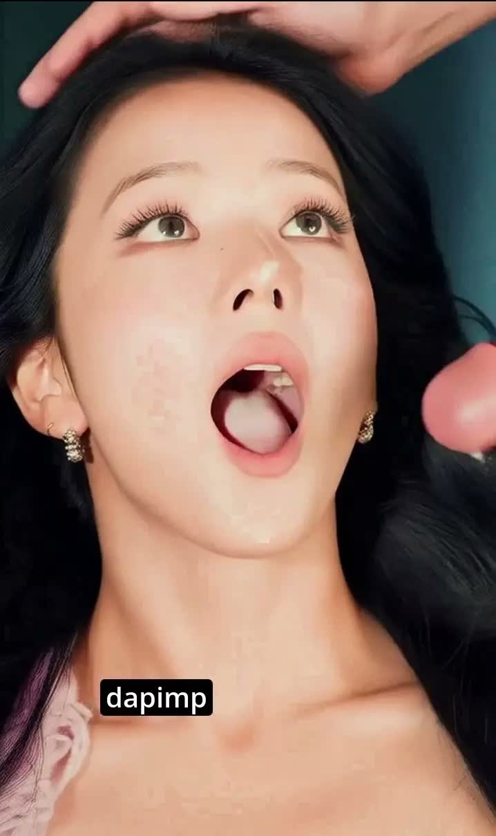 Jisoo - cum on face