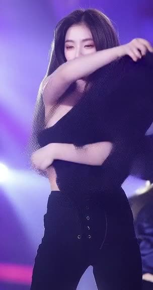 Irene - shows tits